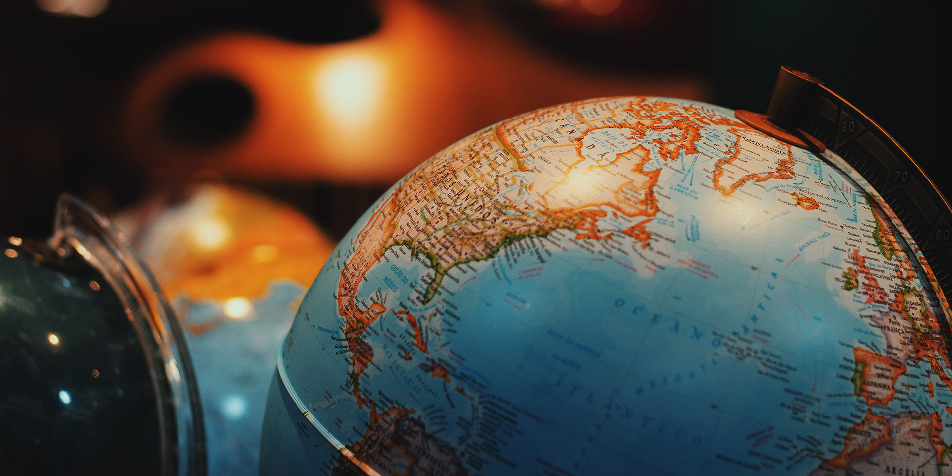 Boutique Travel – photo by Juliana Kozoski on Unsplash